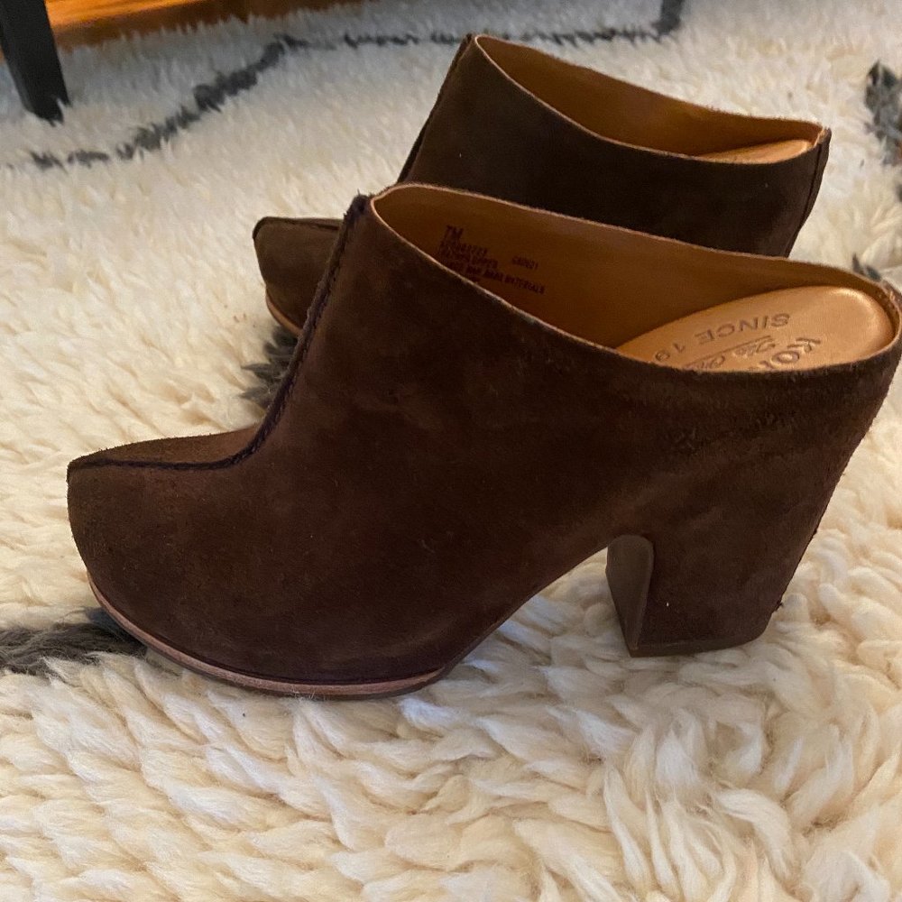 Kork Ease | Sagano Brown Suede Clog Mule Size 7